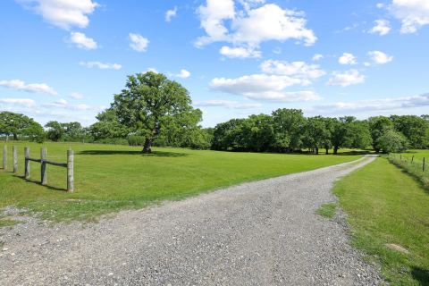 232 Magnus Road, Denison, TX 75021 — photo 2