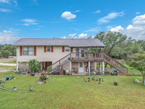 2318 Neches Street, Granbury, TX 76048 — photo 3