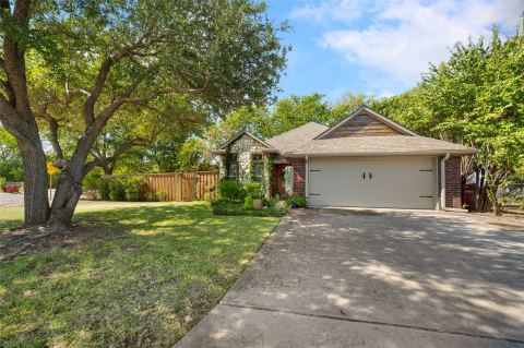 700 Blanton Drive, Sherman, TX 75092 — photo 2