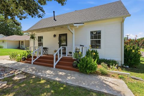 100 Buchanan Street, Whitesboro, TX 76273 — photo 3