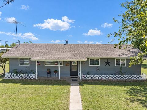 2220 Well Service Road, Bowie, TX 76230 — photo 2
