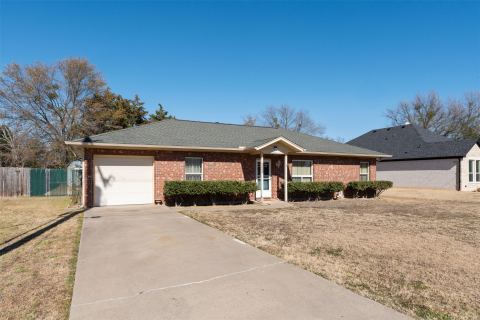 924 Guam Street, Tool, TX 75143 — photo 3
