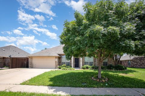 103 Haymeadow Drive, Crandall, TX 75114 — photo 2