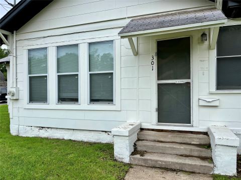 301 Amarillo Street, Denton, TX 76201 — photo 2