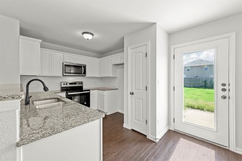 236-238 W Lake 236, Sherman, TX 75090 — photo 3