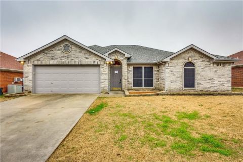 1712 Prescott Drive, Mansfield