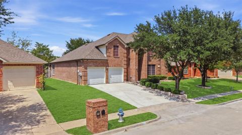 2409 Tahoe Lane, Denton, TX 76210 — photo 2