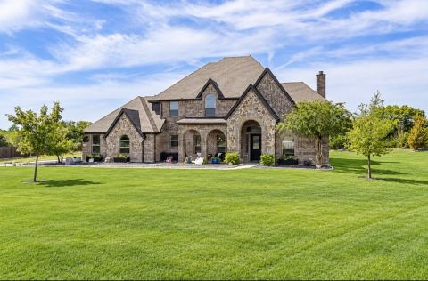 4111 Roberts Lane, Midlothian, TX 76065 — photo 2