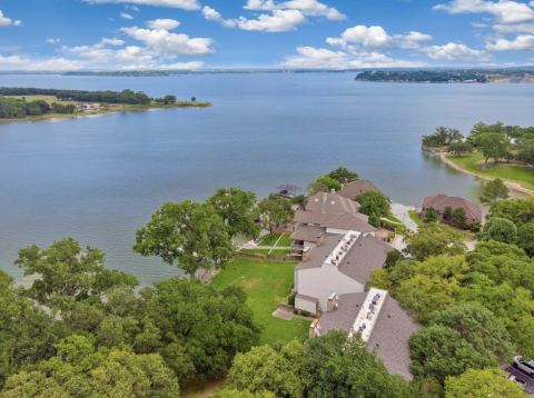388 Driftwood Court 3, Azle