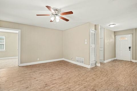 6705 Yosemite Drive, Fort Worth, TX 76112 — photo 3