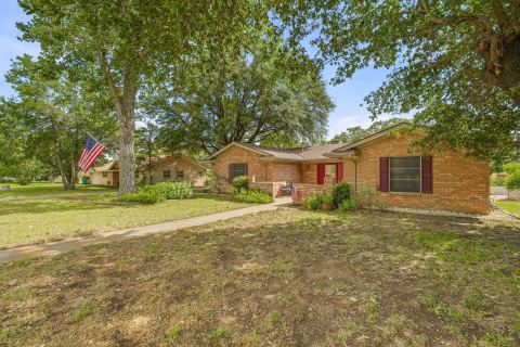 1335 N Lydia Street, Stephenville, TX 76401 — photo 3