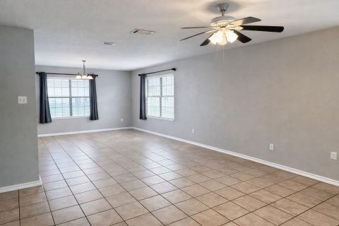 914 N Catherine Street, Terrell, TX 75160 — photo 2