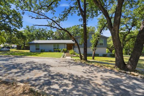 4308 Borden Drive, Arlington, TX 76017 — photo 2