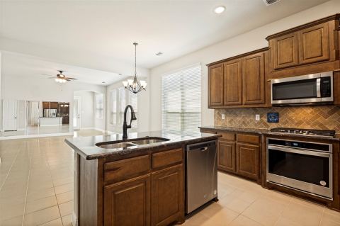 1812 Graham Way, Mansfield, TX 76063 — photo 2