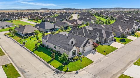 9716 Siltstone Drive, Denton, TX 76207 — photo 3