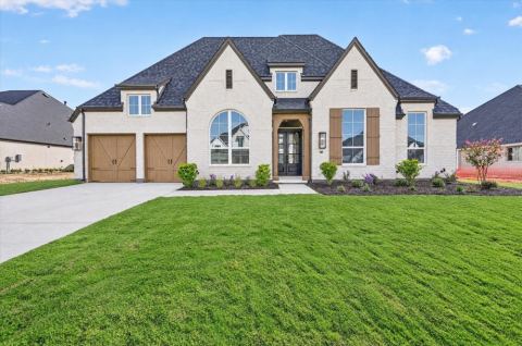 309 Mercury Court, Northlake
