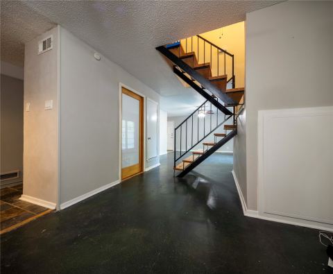1717 N Locust Street 1, Denton, TX 76201 — photo 3