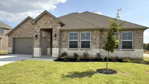 9512 Bently Boulevard, Aubrey