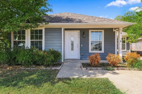 1614 S Montgomery Street, Sherman, TX 75090 — photo 2