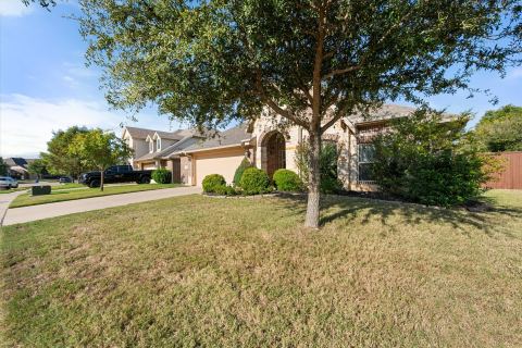 1120 Cardinal Ridge Road, Burleson, TX 76028 — photo 2