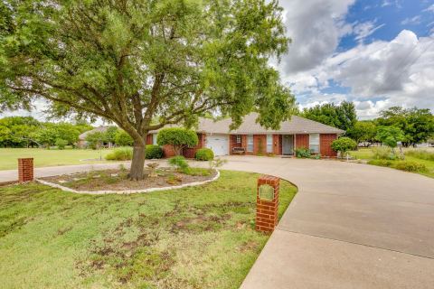 22011 Pebble Drive, Whitney, TX 76692 — photo 3