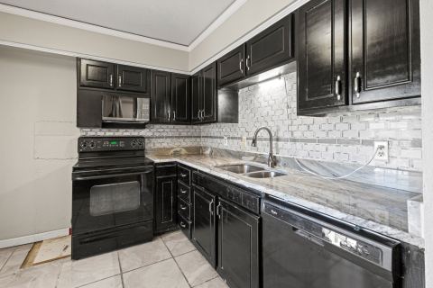 5634 Boca Raton Boulevard 209, Fort Worth, TX 76112 — photo 3
