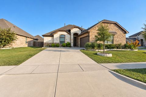 3451 April Breeze Trail, Grand Prairie, TX 76065 — photo 2