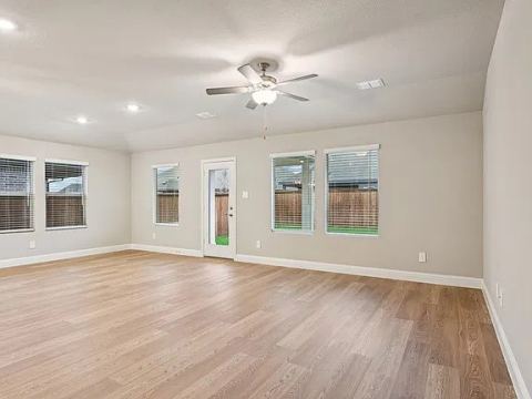1724 GARDENDALE HOLLOW Lane, Anna, TX 75409 — photo 2