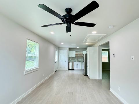 1903 Shawnee Street B, Denton, TX 76209 — photo 2