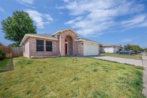 810 Engleside Drive, Arlington, TX 76018 — photo 2