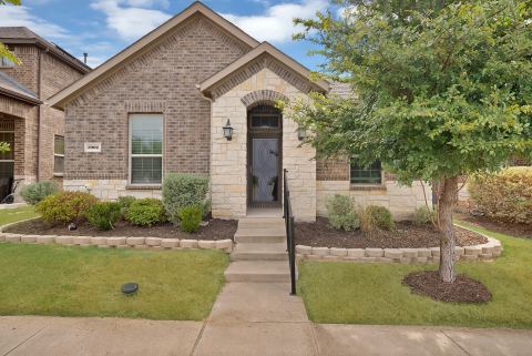7001 Dandelion Drive, Little Elm, TX 76227 — photo 2