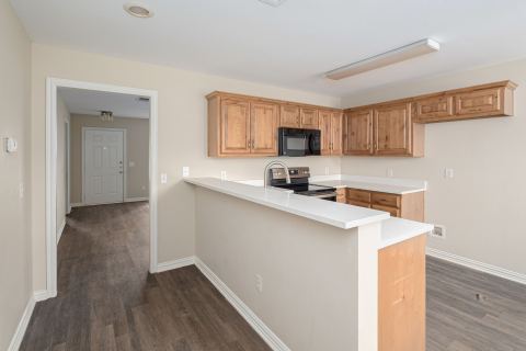 640 W Marshall Street, Van Alstyne, TX 75495 — photo 3