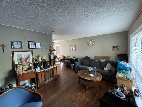 1115 Pine Street, Grand Prairie