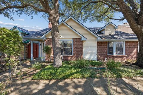 1902 Wyatt Drive, Garland
