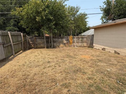 2504 Normont Circle, Fort Worth, TX 76103 — photo 3