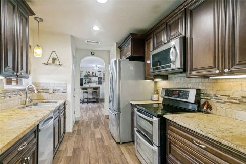 2213 Bresee Drive, Carrollton, TX 75010 — photo 3