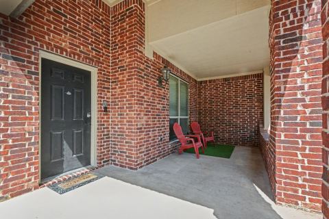 200 Lorient Drive, Mansfield, TX 76063 — photo 2