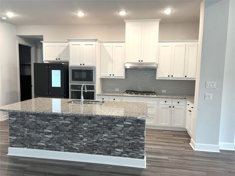 352 Foxthorne Way, Little Elm, TX 75068 — photo 2