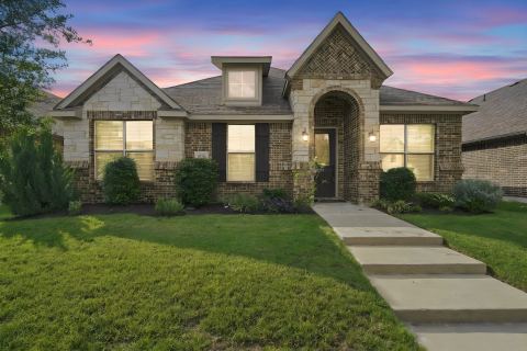 548 Washington Avenue, Waxahachie, TX 75165 — photo 2