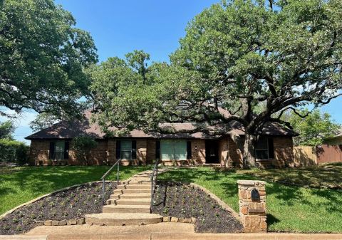 3609 Country Club Road, Arlington, TX 76013 — photo 2