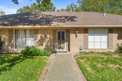1300 Lexington Drive, Corsicana, TX 75110 — photo 2