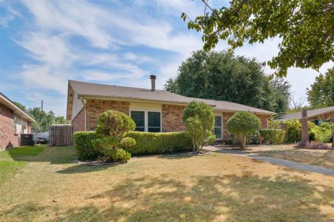 1418 Paris Drive, Garland, TX 75040 — photo 3