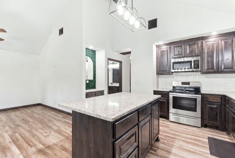 2926 Paluxy Trail, Granbury, TX 76048 — photo 3