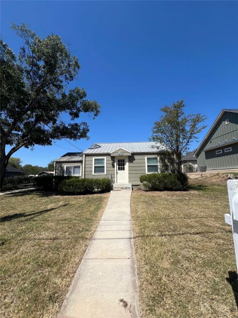 506 W Ball Street, Weatherford