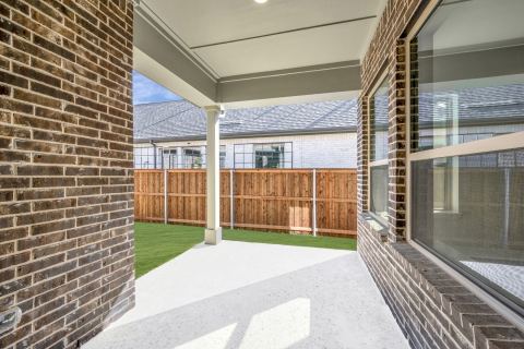 2075 Emerald Grove Drive, Arlington, TX 76005 — photo 2
