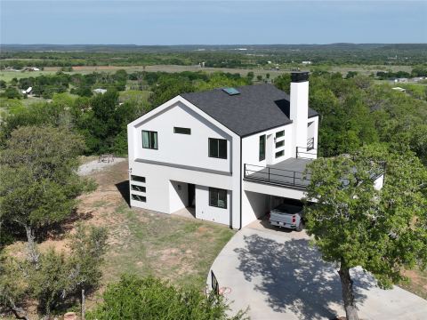 215 Lori Drive, Mineral Wells