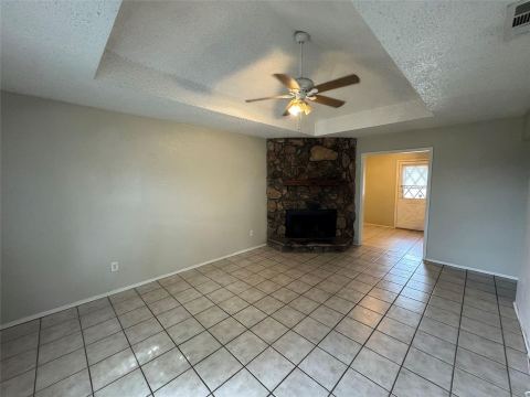 2721 Hurstview Drive D, Hurst, TX 76054 — photo 2