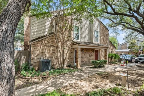 1100 Brighton Drive D, Arlington, TX 76012 — photo 3
