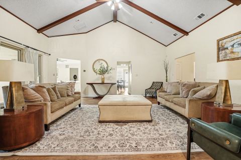 1349 Mantlebrook Drive, DeSoto, TX 75115 — photo 2
