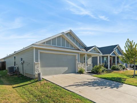 128 Honeysuckle Street, Princeton, TX 75407 — photo 2